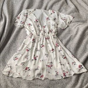 Gorgeous floral summer dress. Size XS